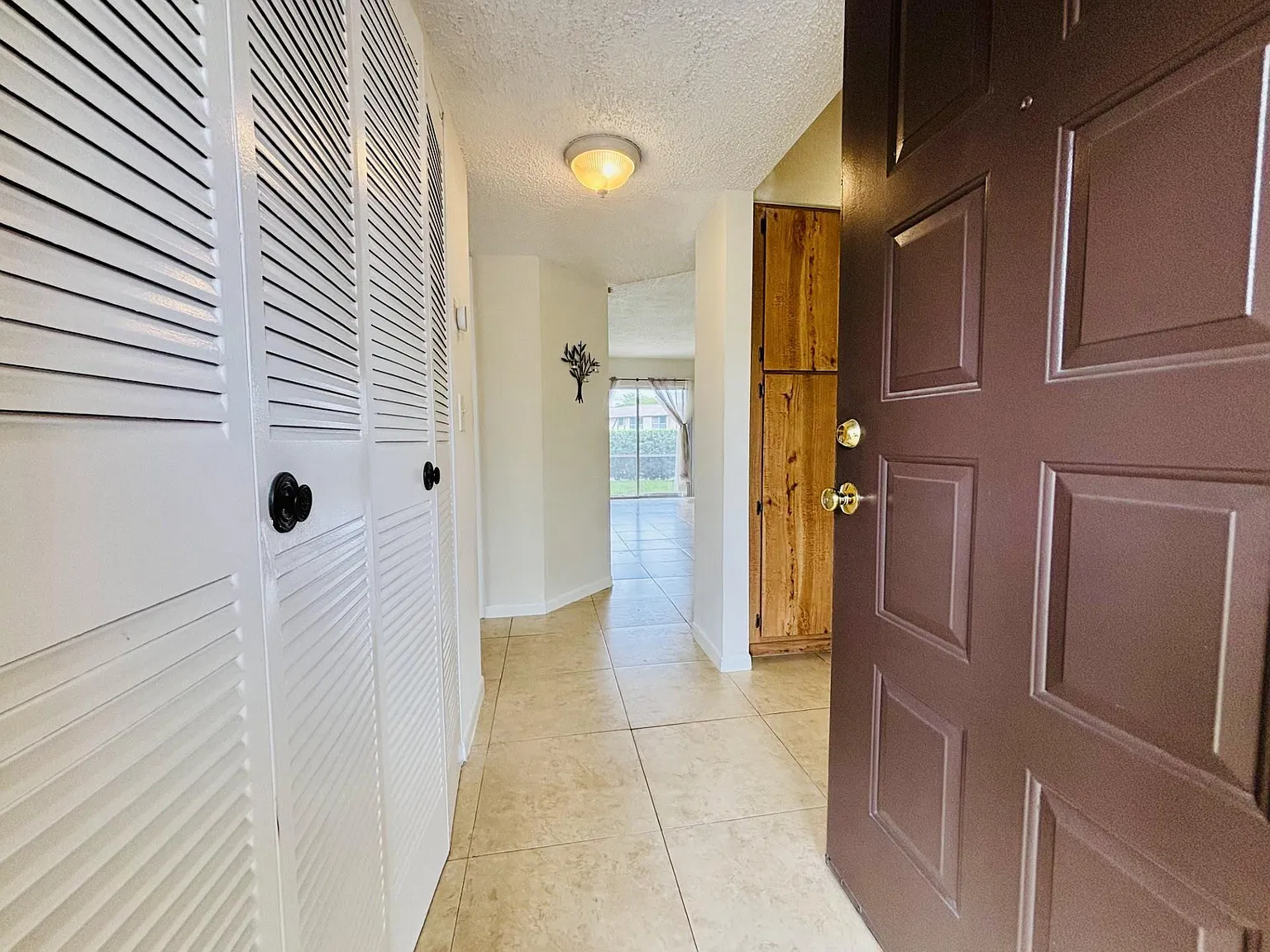 2 bed, 2.0 bath, 790 sqft, $2,200 — Photo 3
