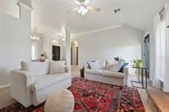 7500 Meadow Lake Dr — Photo 4