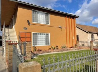 1639 W 84th Pl APT 2, Los Angeles, CA 90047