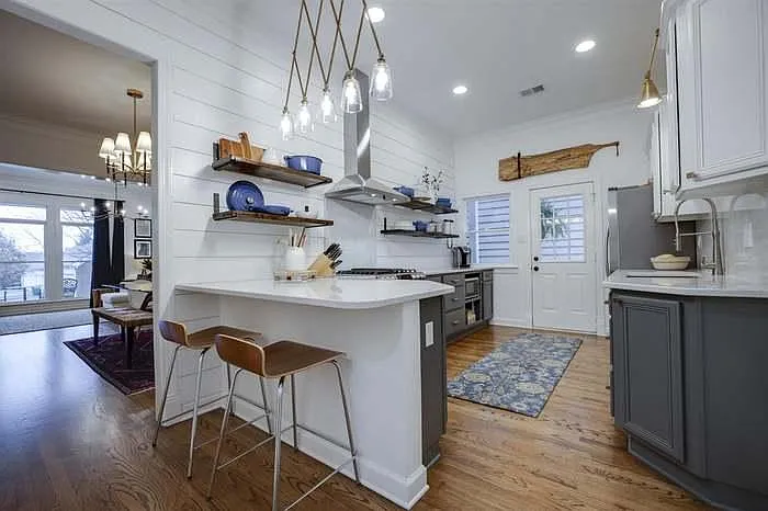 569 Rienzi Dr — Photo 6