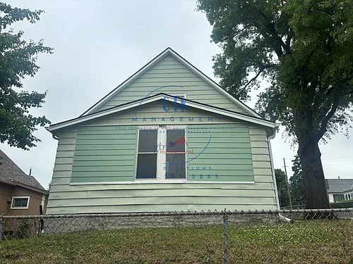 3352 T St Photo 1