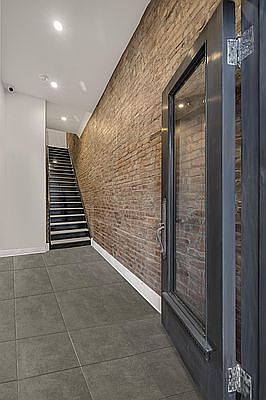 4th image of 114 1st Pl APT 3
