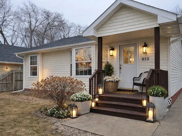 613 SW 61st St, Des Moines, IA 50312