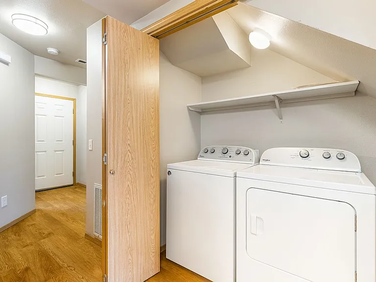 Parkview Apartments Your Next Home Awaits! — Photo 51