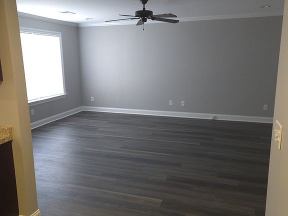 3rd image of 623 Peachtree St #A