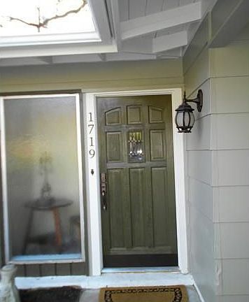 4th image of 1719 Deerfield Dr