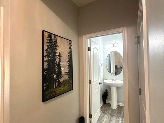 4th image of 10426 Kempsford Dr