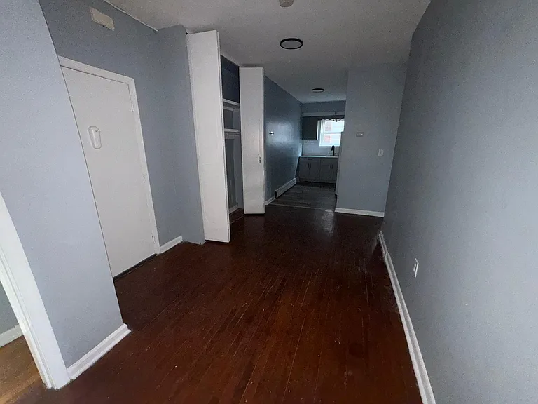 293 Parker St #7 — Photo 9