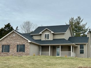 525 Easy St, North Vernon, IN 47265