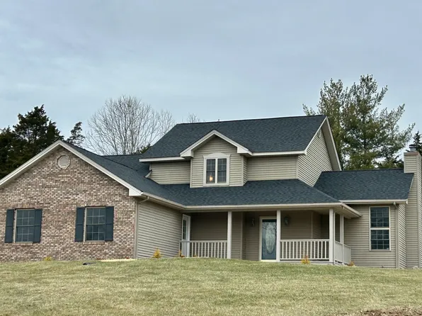 525 Easy St, North Vernon, IN 47265