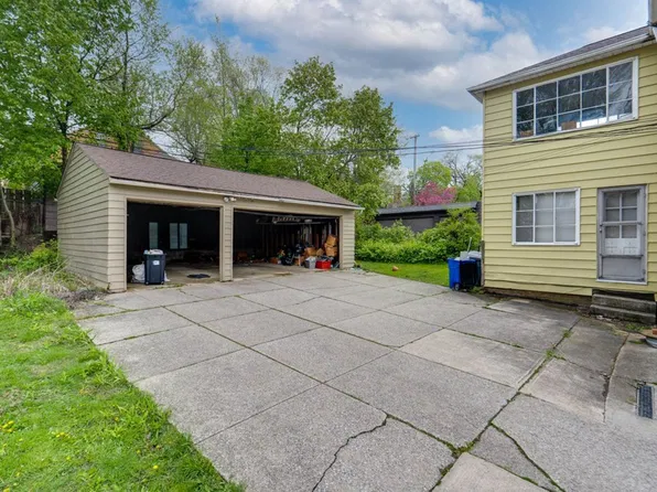 Chagrin17727, 17727 Chagrin Blvd, Shaker Heights, OH 44122