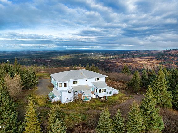 2nd image of 65265 Knob Hill Rd