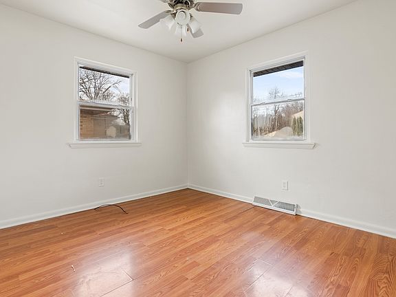 4th image of 5277 Mulberry Ave