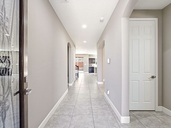 5th image of 1504 Challedon Dr SE