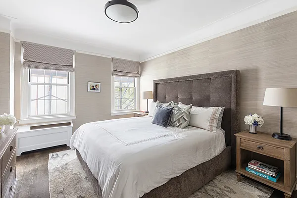 Sold by Compass | media 7