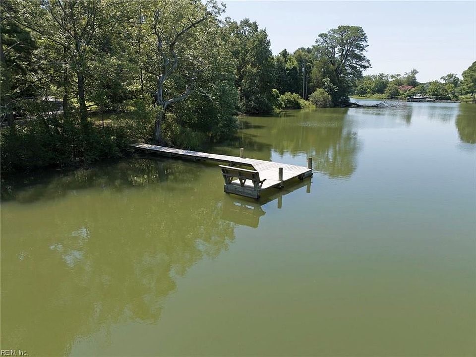 1st image of 175 Heron Point Rd