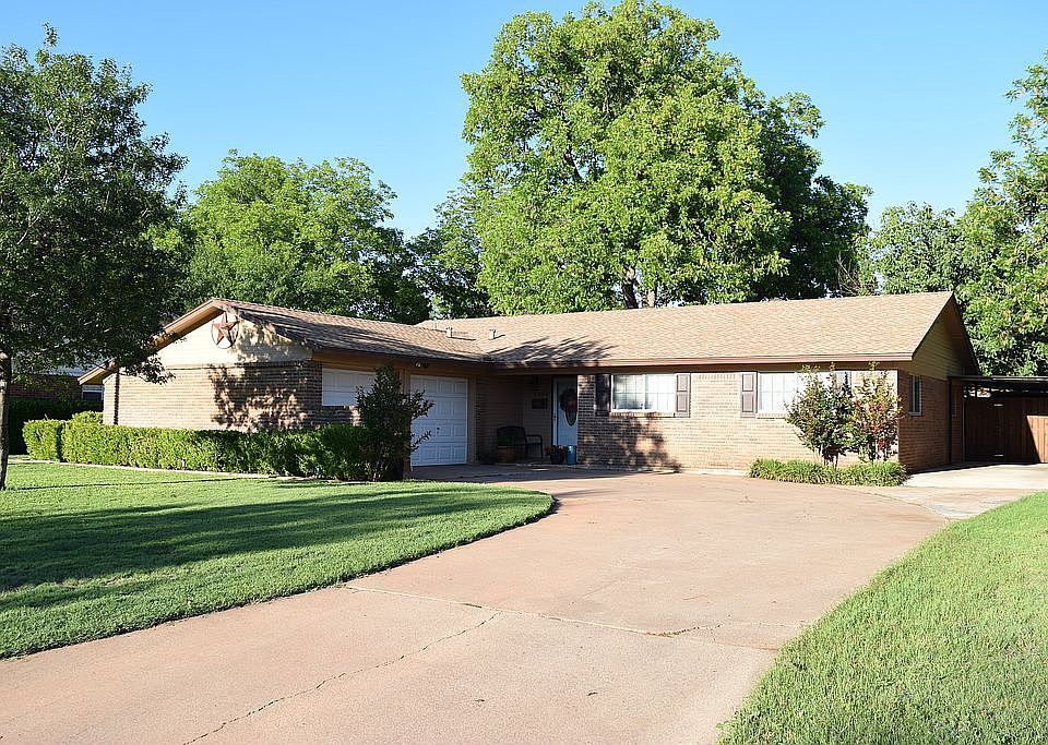 1st image of 2533 Greenbriar Dr
