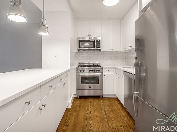 4th image of 330 E 39th St APT 7P