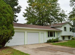 1303 Little Fawn, Fairfield, IA