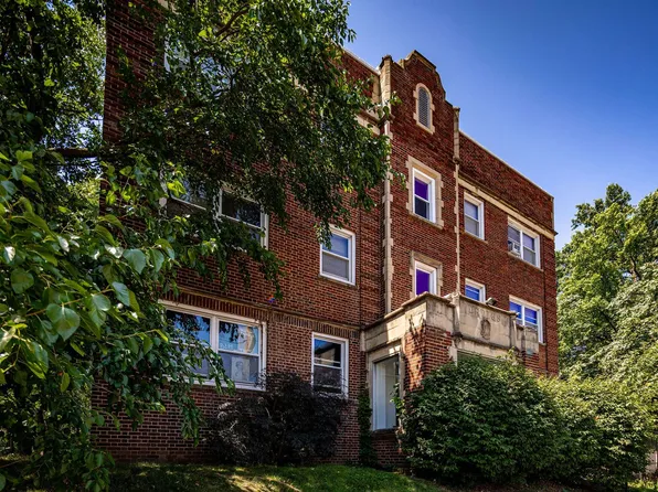 Historical Apartments l Oak St