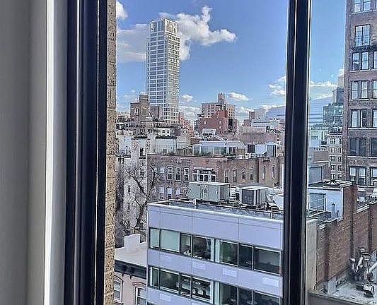 4th image of 111 E 30th St APT 10B