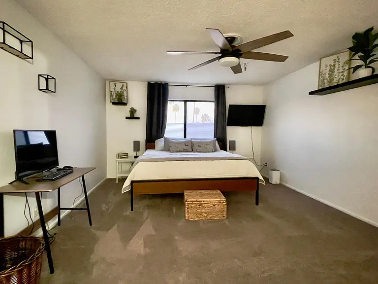 425 S Parkcrest #327 — Photo 11