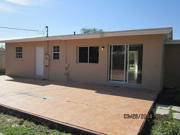 2nd image of 10221 Martinique Dr