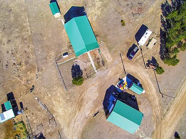 70 Eastside Dr, Roundup, MT 59072