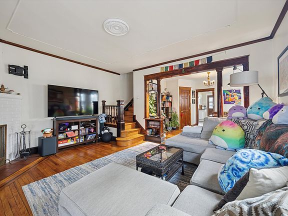 3rd image of 4016 Sommers Ave