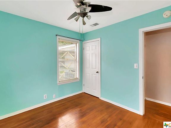 5th image of 1511 Crockett Ave