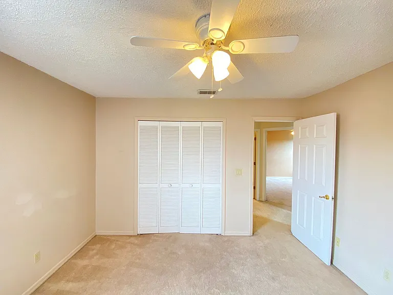 3708 Molona Dr — Photo 52