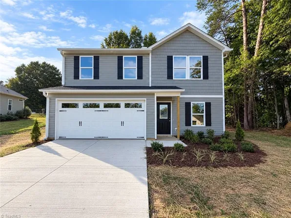 343 Frank Cherry St, Eden, NC 27288