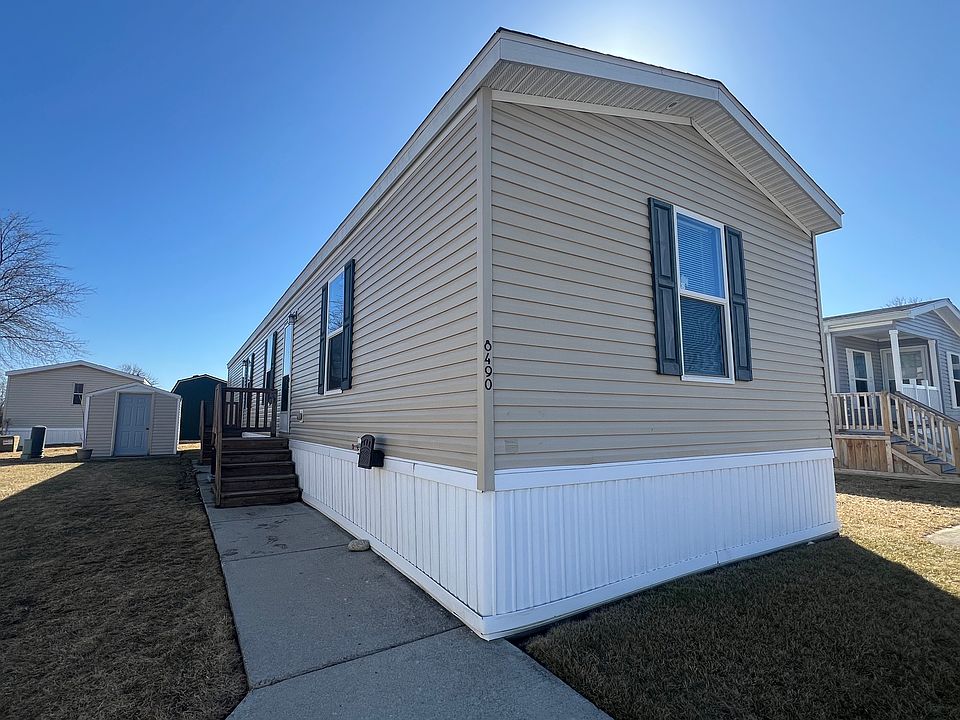 2nd image of 8490 France St #420