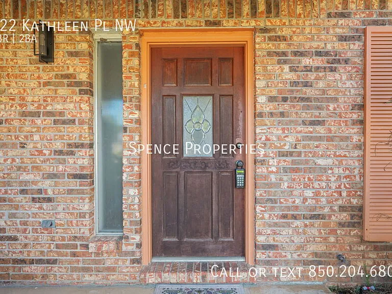 322 Kathleen Pl NW — Photo 37