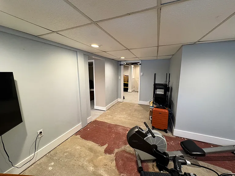 89 Portsmouth Ave — Photo 18