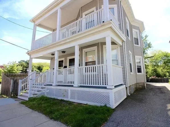 420 Essex St #2, Salem, MA 01970
