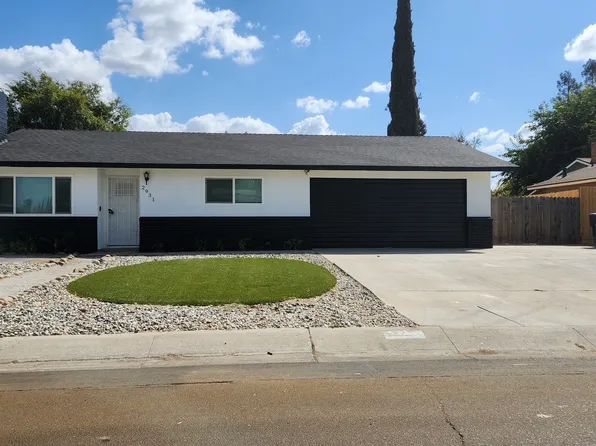 2931 W Russell Ave, Visalia, CA 93277