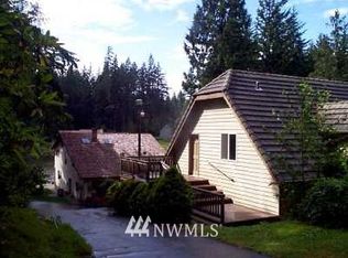 7750 NW Wildcat Lake Rd, Bremerton, WA 98312