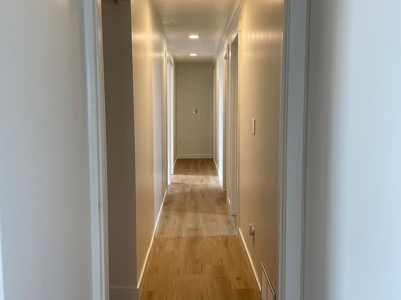5th image of 2353 E Cinnabar Ln