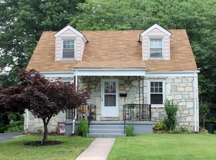 6 Pennroad Ave, Ewing, NJ 08638