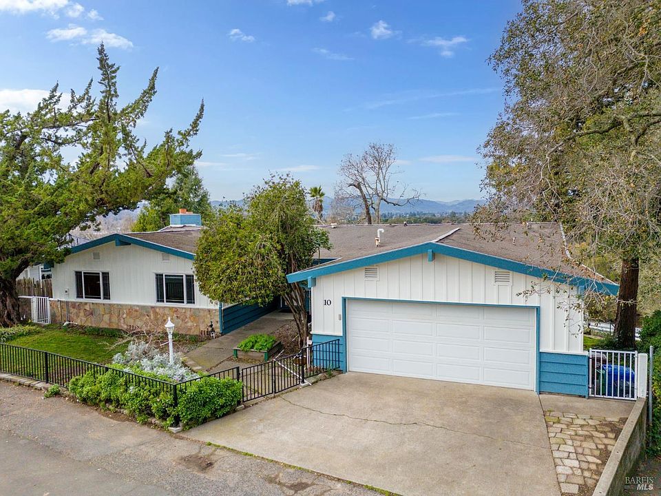 1st image of 10 Chapel Hill Drive