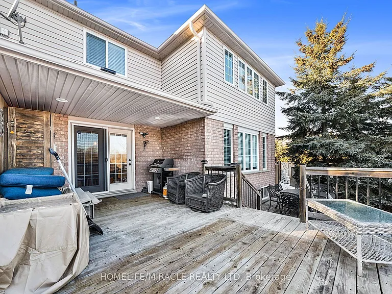 22 Devonleigh Dr — Photo 30