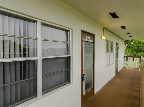 251 Mansfield Dr #F-251f, Boca Raton, FL 33434