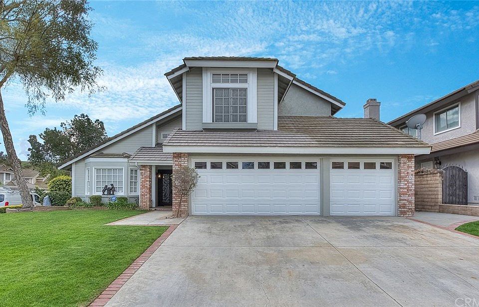1st image of 2465 Brookhaven Dr
