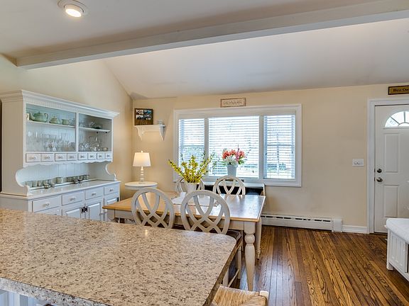 2nd image of 35 Newins St