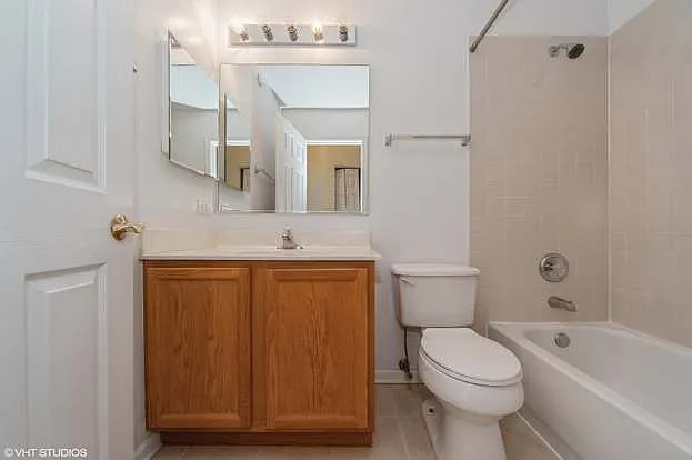 593 Prestwick Ln — Photo 30