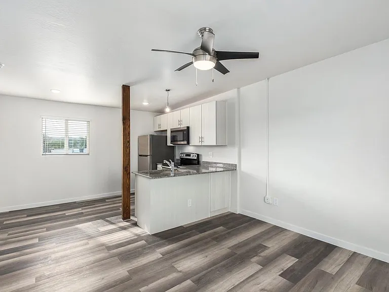 Morningside Pointe — Photo 39