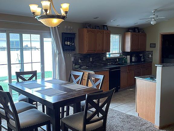 Dining Area/Kitchen