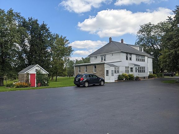 4th image of 702 Schwartz Rd