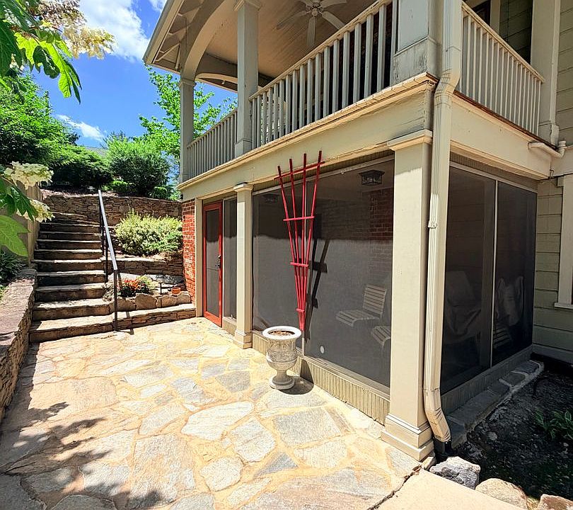 1st image of 61 Cumberland Cir